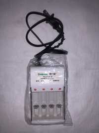 Зарядное устройство для батарей АА/ААА 4 слота
