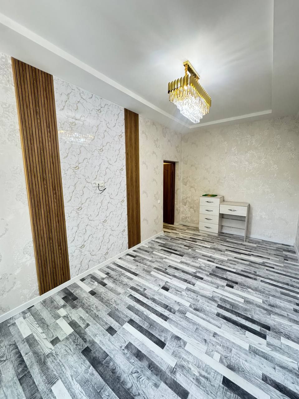 Квартира 2/2/4 массив Феруза продаётся