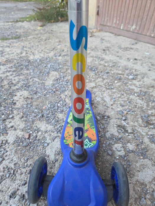 Тротинетка, детска, регулируема височина,многоцветна