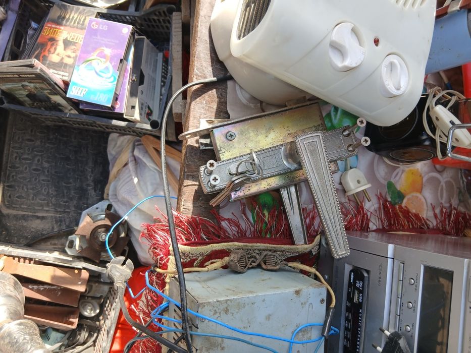 Замки ваззовский.