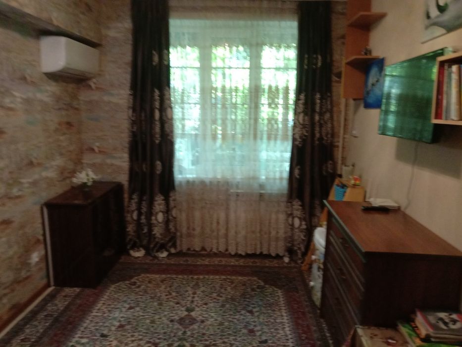 Своя двухкомнатная квартира на первом этаже