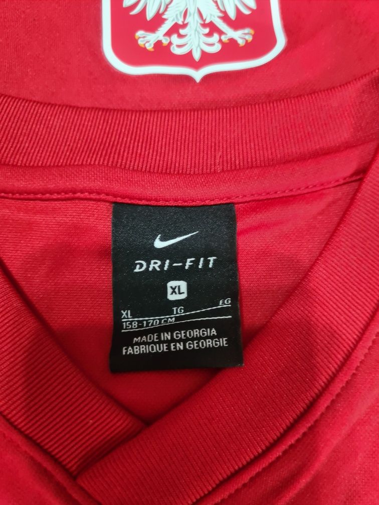 Set 2  tricouri mar 158-170 Nike