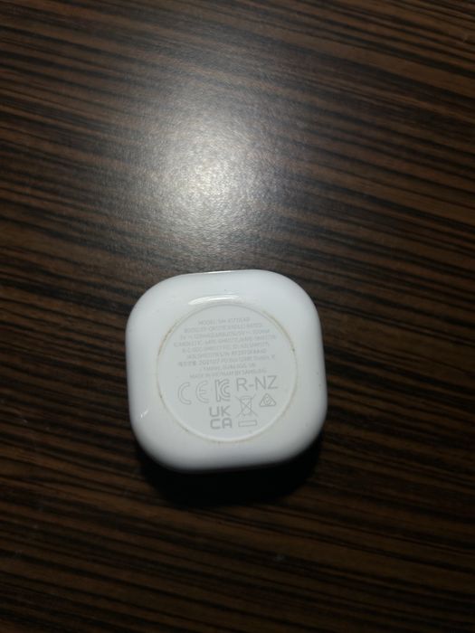 Casti SamsungBuds 2 putin defecte