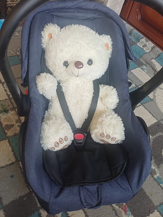 Продам детское авто кресло