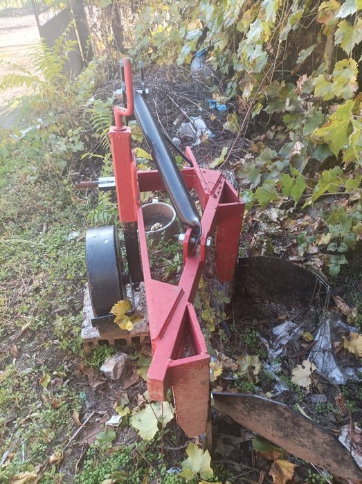 Плуга е чисто нов ! Ремарке за фреза