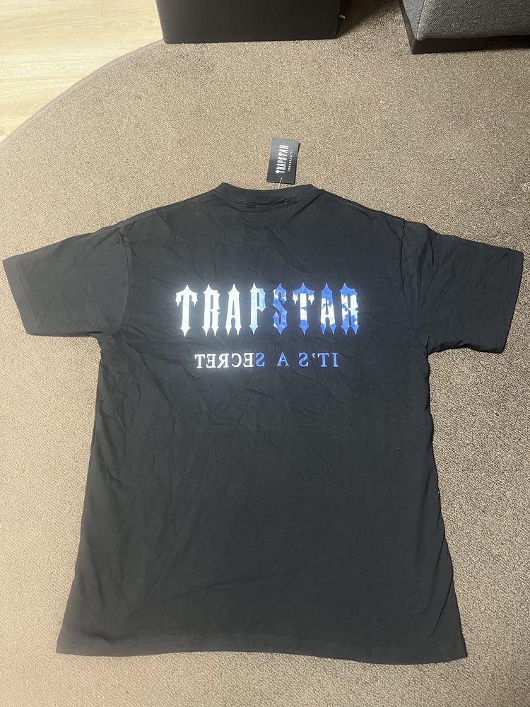 Трапстар тениска