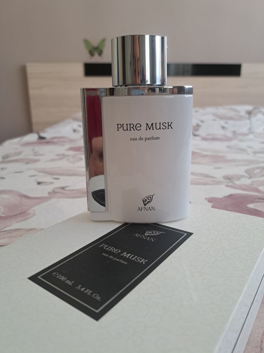 Парфюм Pure Musk