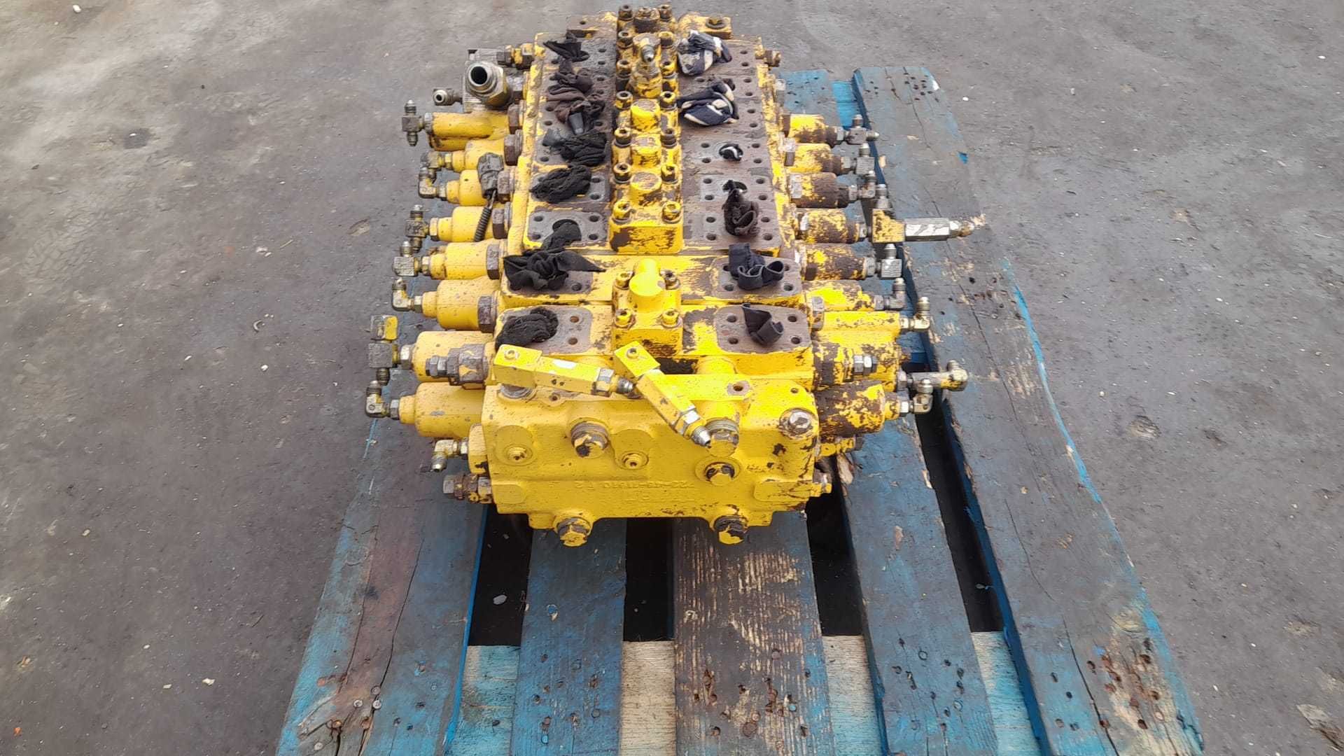 Distribuitor hidraulic excavator Komatsu PC340 , PC350 , PC360