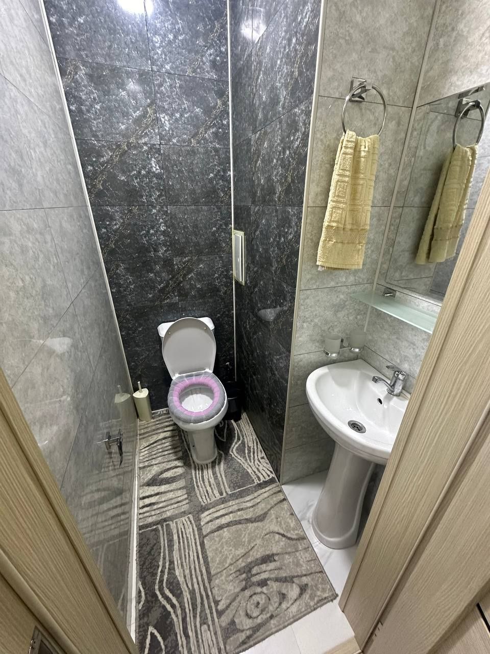 Срочно здайотса квартира Махтумкули New LeeF