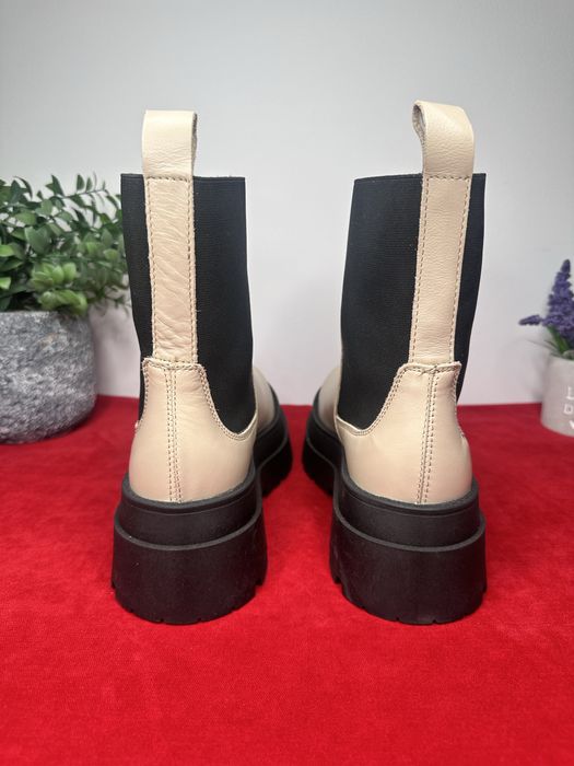 Ghete Chelsea LeGer Joselyn crem/bej și negru marimea 40