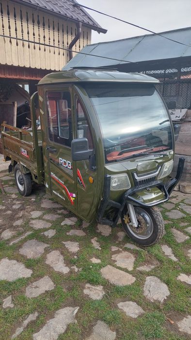 Vând triciclu electric