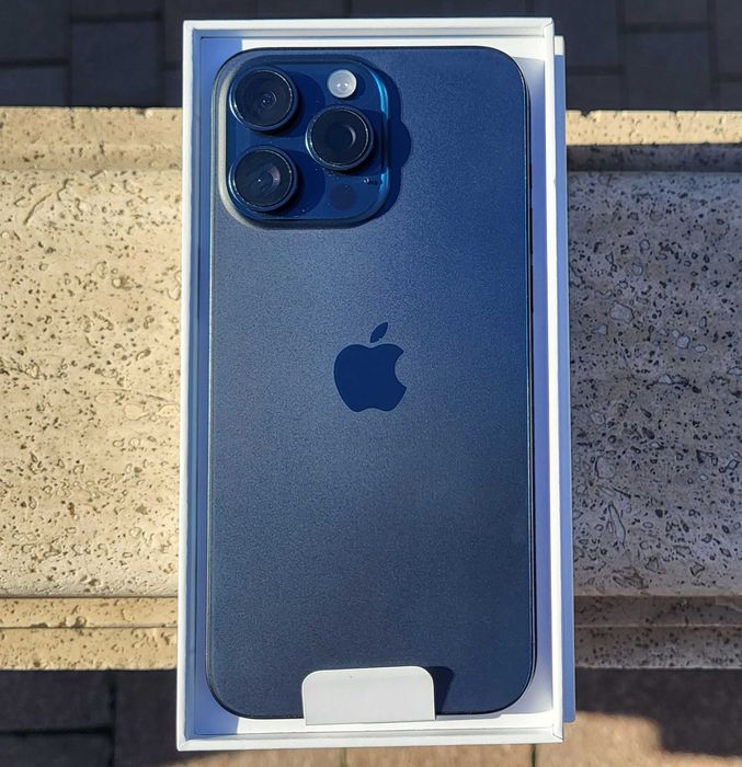iPhone 15 Pro Max 256GB Blue Titanium