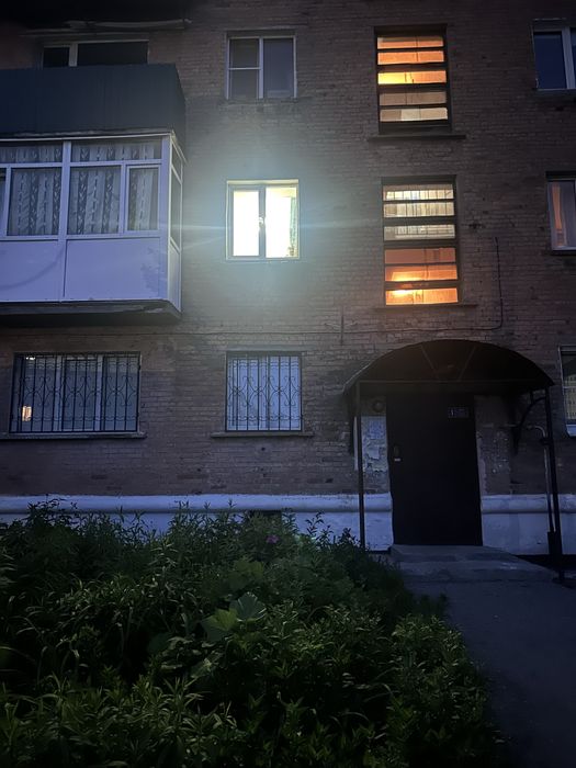 Продам 2-х комнатную квартиру в центре города