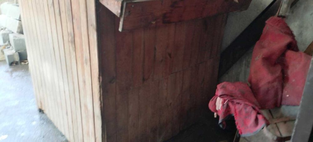 Продавам голяма къща за куче