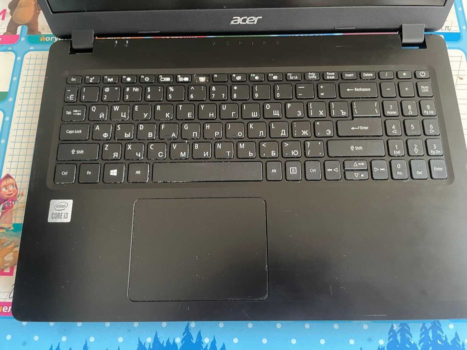 Acer Aspire 3 /Core i3-1005G/8Gb Ram/256Gb ssd/intel graphics/