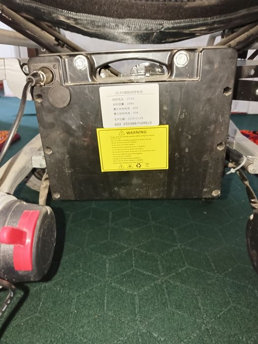 Электронная коляска для инвалидов