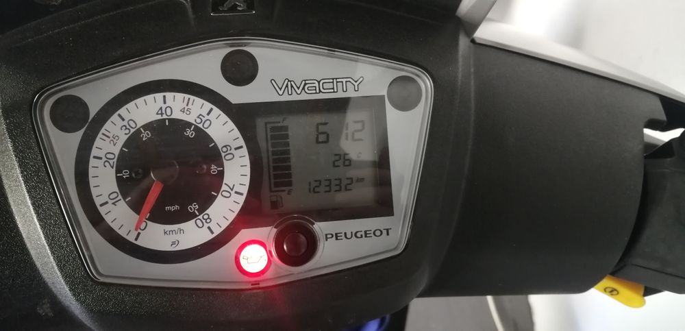 Vand Scuter Peugeot Vivacity