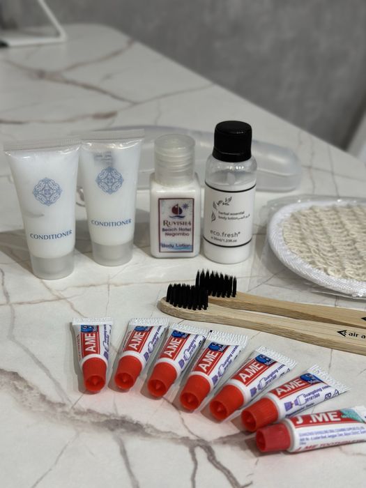 Набор доя душа, чехол для бритвы, мочалка