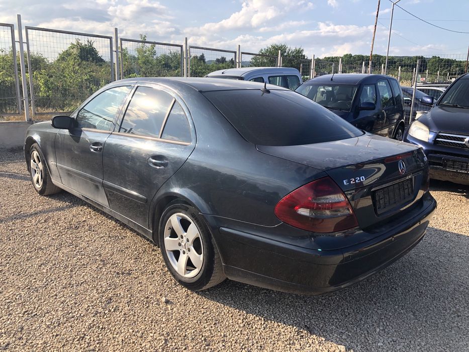 На Части Мерцедес Е220cdi