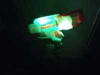Нерф (nerf) бластер glowshot