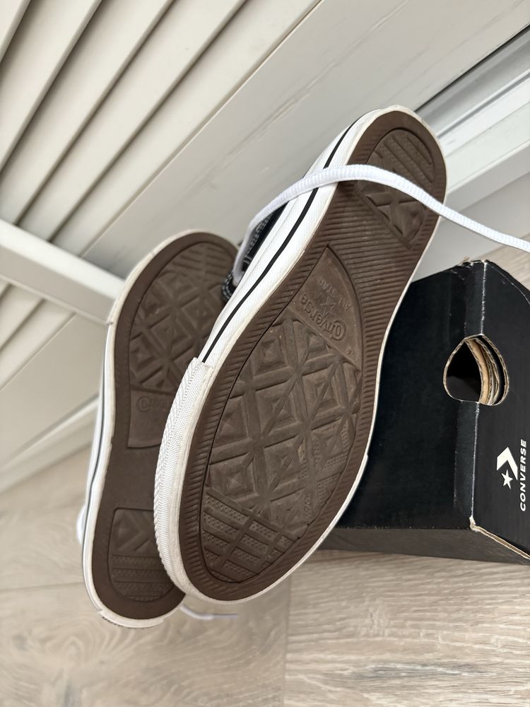 Tenisi Converse 32