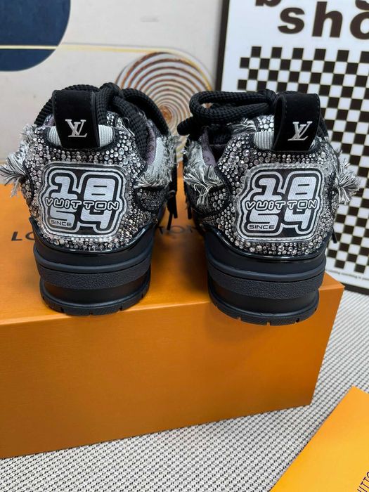 Adidasi Louis Vuitton Skate Calitate Premium
