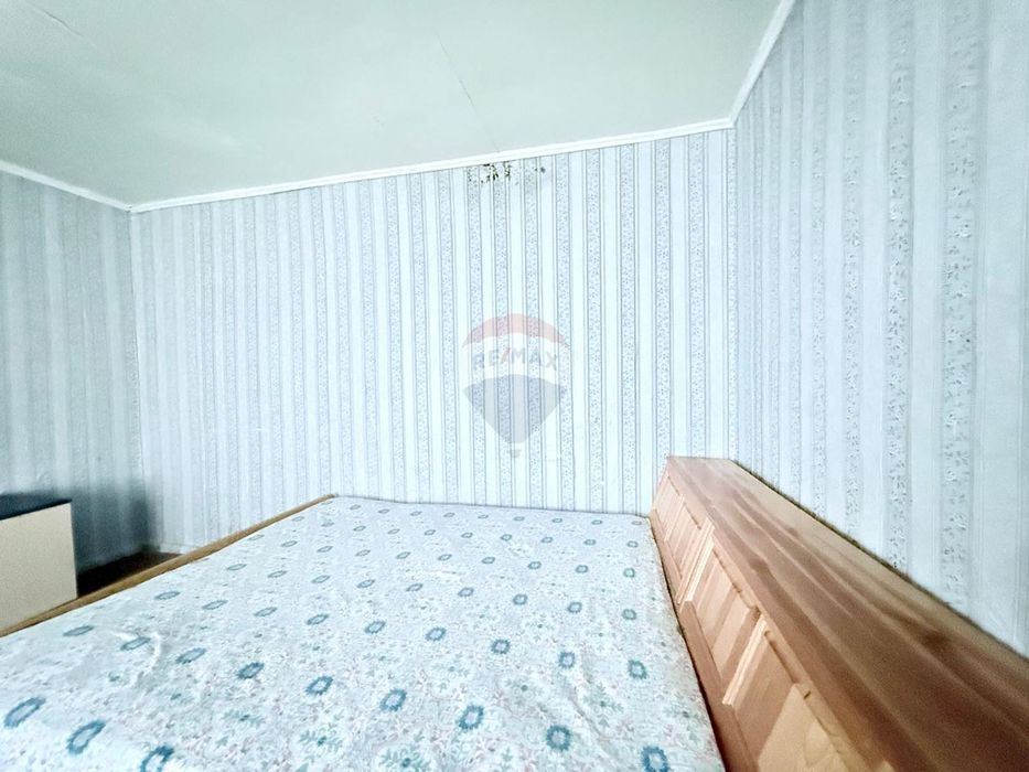 Самостоятелна къща с двор и потенциал за продажба, общ. Балчик, с. Гу