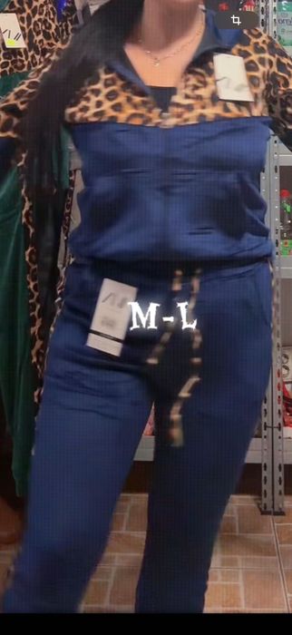 Trening catifea,am toate culorile din ultima poză ,mărimi M-L,XL-XXL