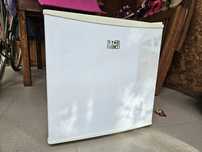 Frigider mic minibar mini combina frigorifica