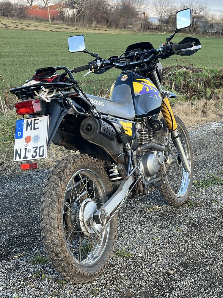 Suzuki DR 125 SE