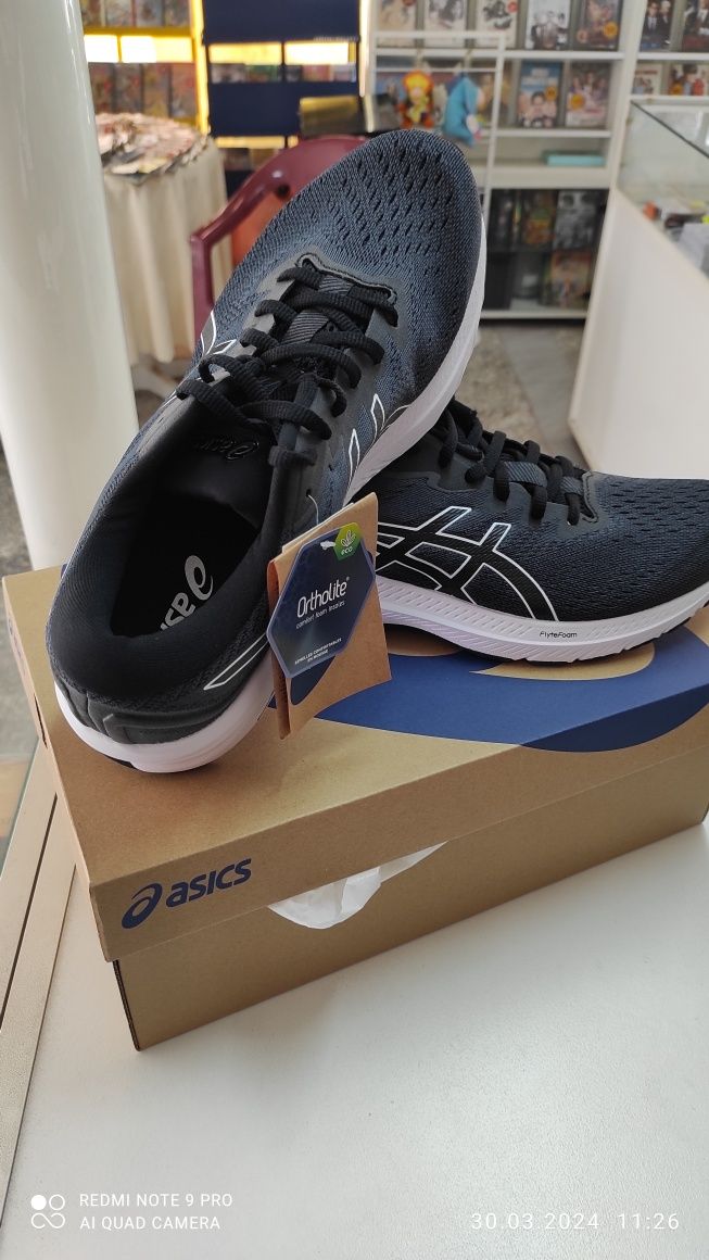 Asics GT-1000, Gel-Pulse, Gel-Nimbus - номер 42, 42.5