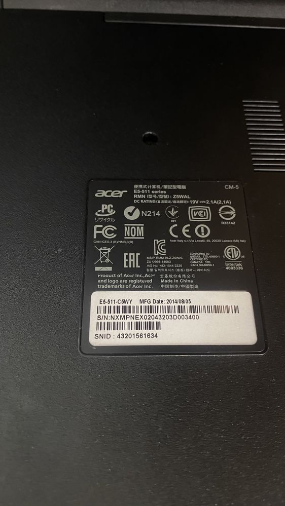 Laptop Acer Aspire e5-511 512 gb HDD 4 gb RAM