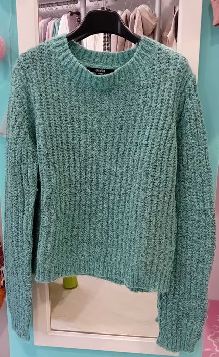 Много меко половерче BERSHKA, XS