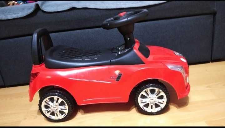 Mașinuță fără pedale