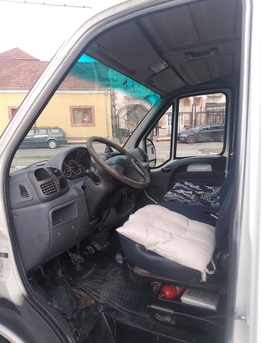 Vand microbuz Peugeot Boxer