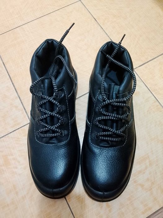 Спецобувь 42 размер