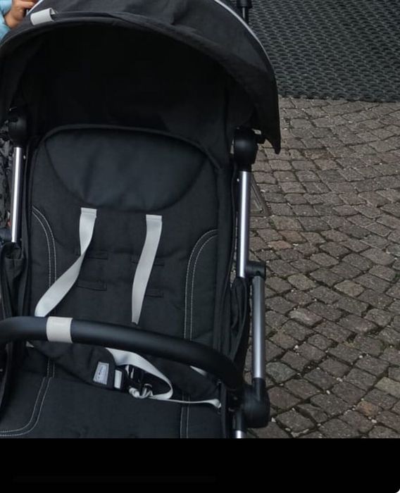 Carucior Chicco Goody negru