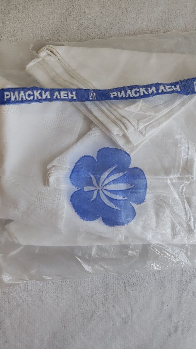 Ленени покривки и платове