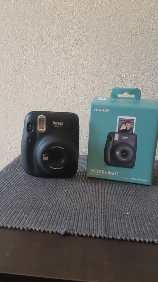 Camera foto instant Fujifilm Instax Mini 11