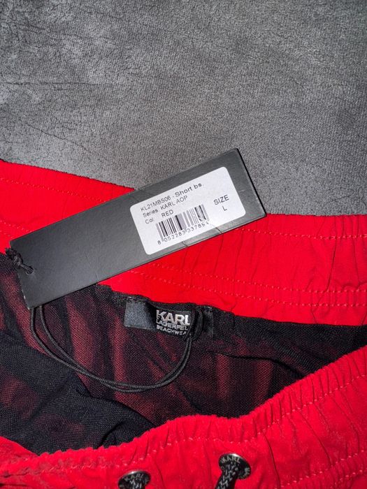 Мъжки бански на Armani и Karl Lagerfeld