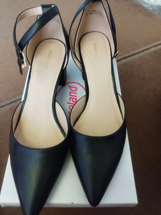 Продавам елегантни обувки на ток 41 номер