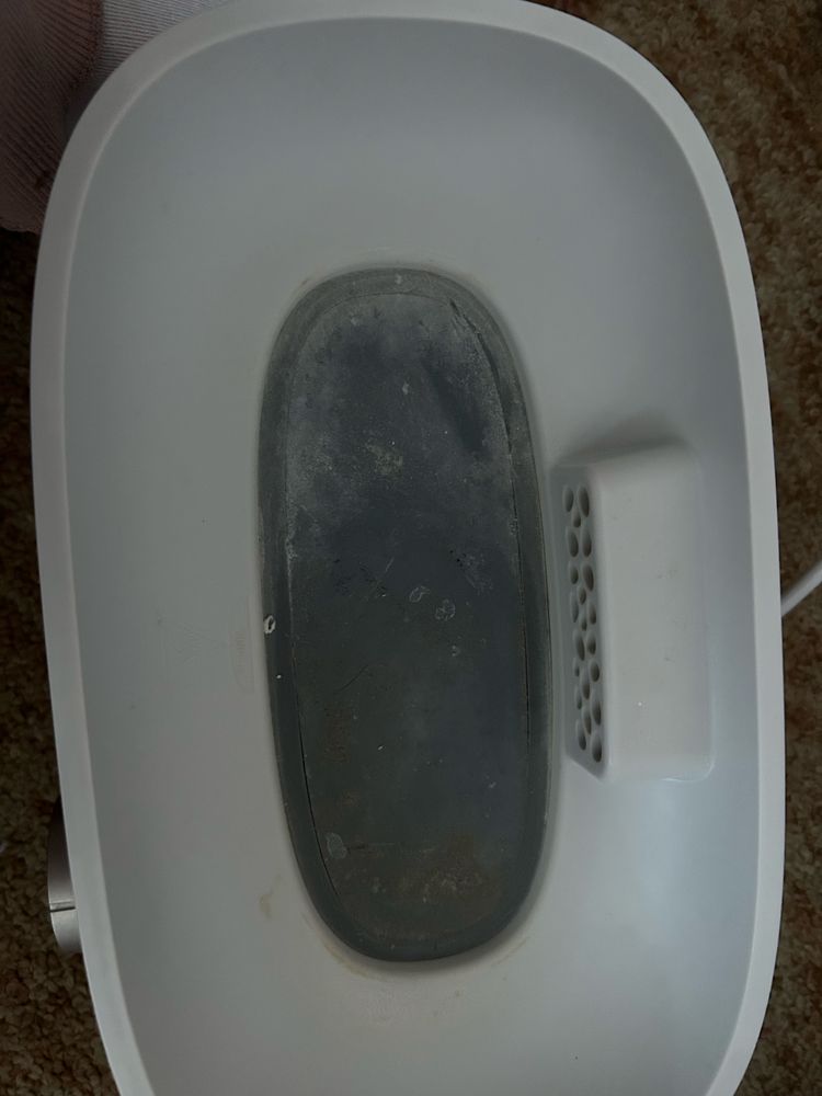 Продавам Стерилизатор philips Avent