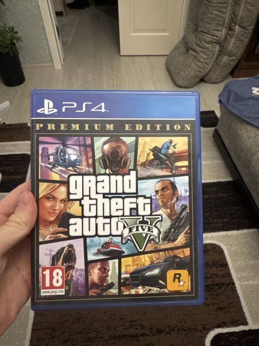 GTA V в хорошем состоянии без царапин