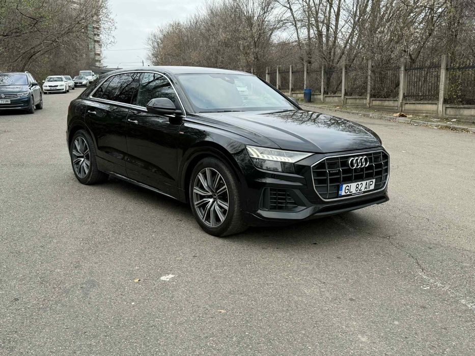 Audi Q8 55 TFSI Hybrid /electric /benzina 2022