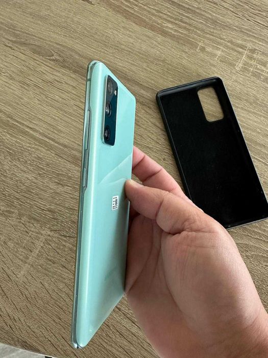 Samsung Galaxy S20 FE