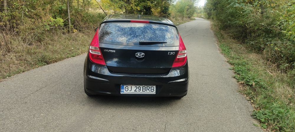 Vând Hyundai i30 2010