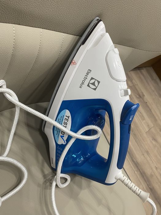 Продам утюг Электролюкс