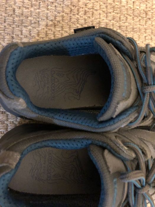 Lowa Sirkos GTX, Asics Gel Sonoma 3 Gore-tex