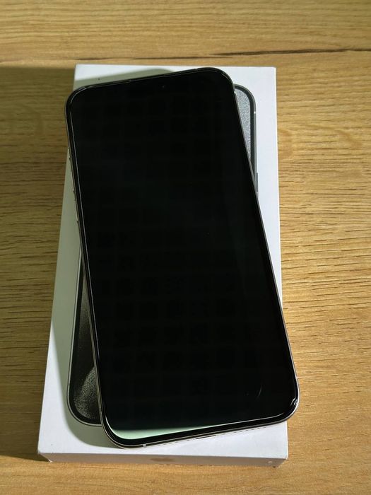 Iphone 15 pro max 256gb 88%akb