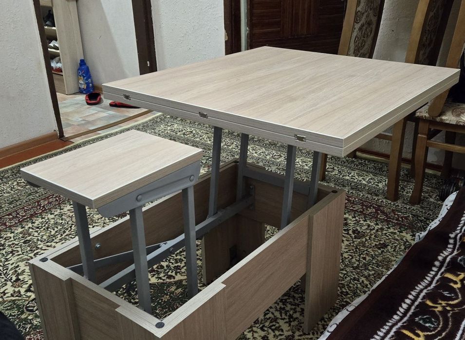 Стол трансформер в отличном состоянии